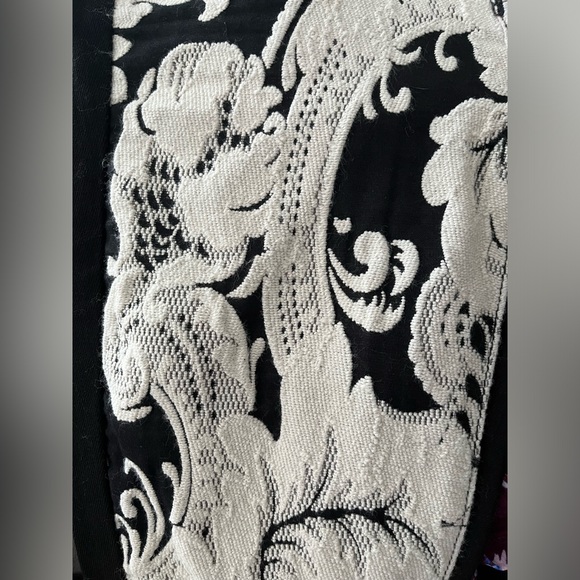 PAIGE brocade embroidery style black and off white denim - Picture 3 of 6